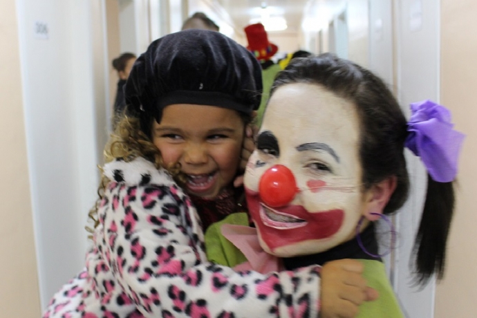 Imagem de capa - Doutores do Sorriso levam alegria para crianças internadas