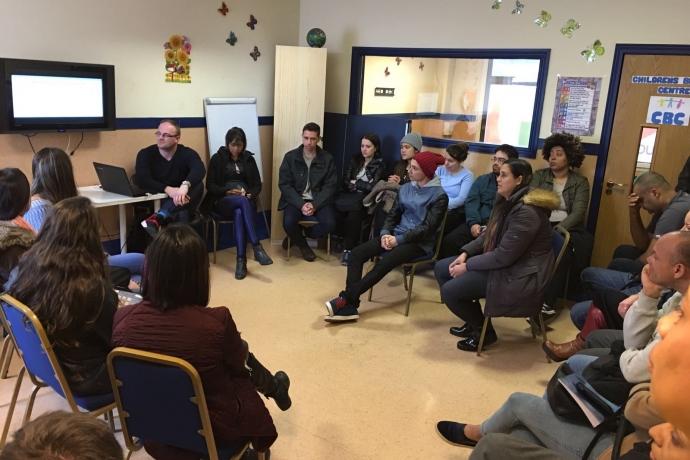 Universal em Dublin ajuda estudantes a praticar inglês