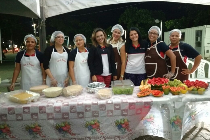 Anjos da Madrugada  ajudam moradores de rua na Paraíba