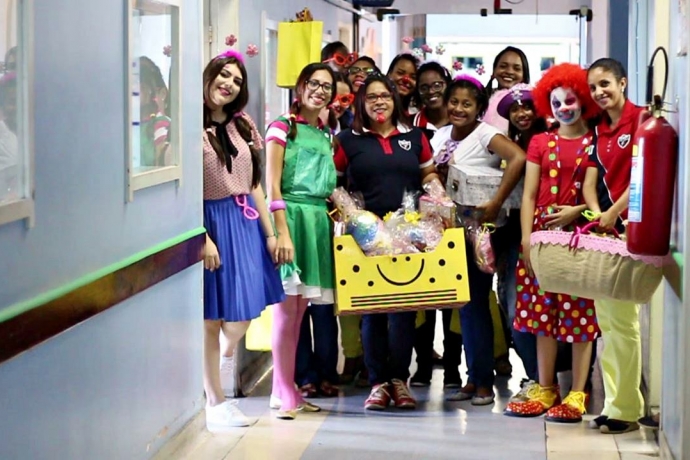 Força Jovem visita crianças em hospital de Campos dos Goytacazes