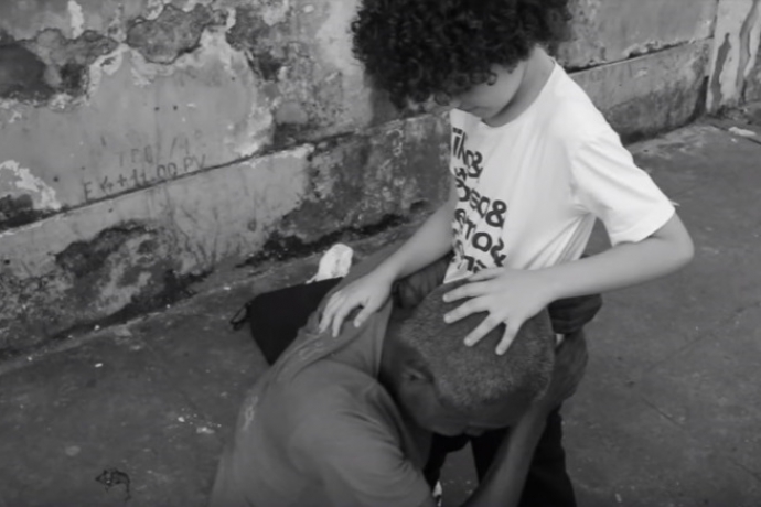 Imagem de capa - Brasileiro de apenas 7 anos surpreende internautas com atitude generosa