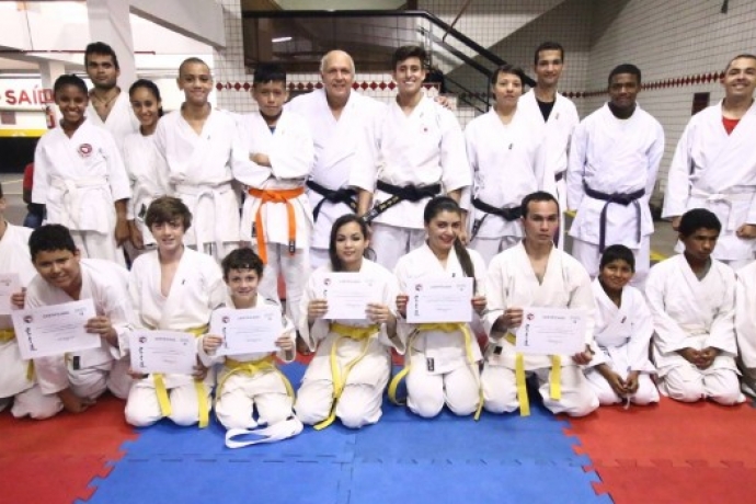 FJU Goiás promove 1ª graduação de karate