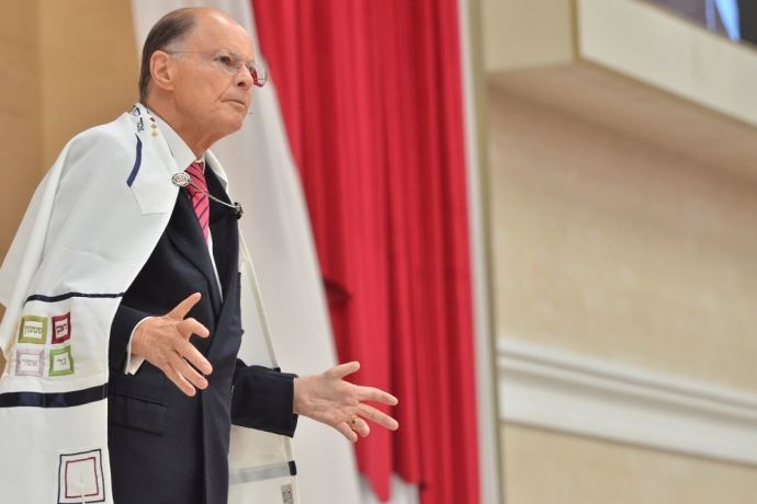 Imagem de capa - Sacrificar o que, afinal?