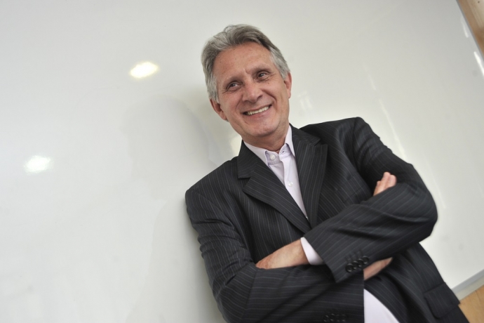 Imagem de capa - Comunicação é poder