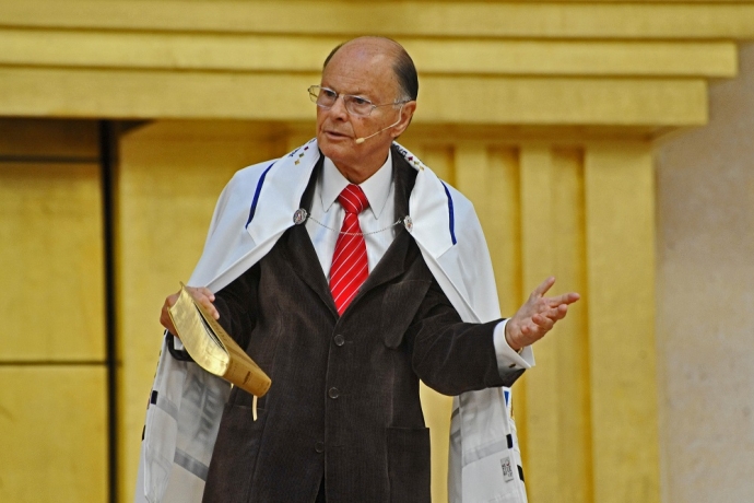 A missão especial que Deus designou à mulher