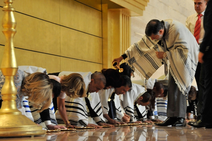 Imagem de capa - Novos bispos são consagrados na Universal em todo o Brasil