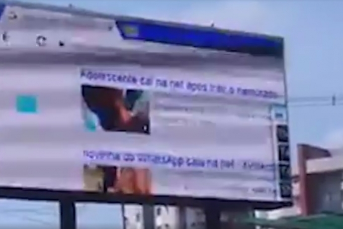Funcionário transmite pornografia em painel de shopping