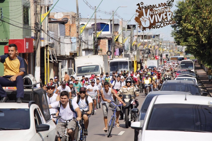 FJU promove pedalada “Vale a Pena Viver sem Violência” em Manaus