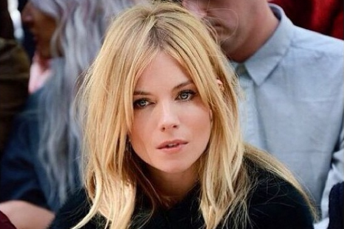 Imagem de capa - Atriz chora após filmar cenas de sexo por 9 horas