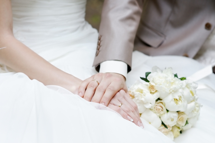 Imagem de capa - Há uma idade certa para se casar?