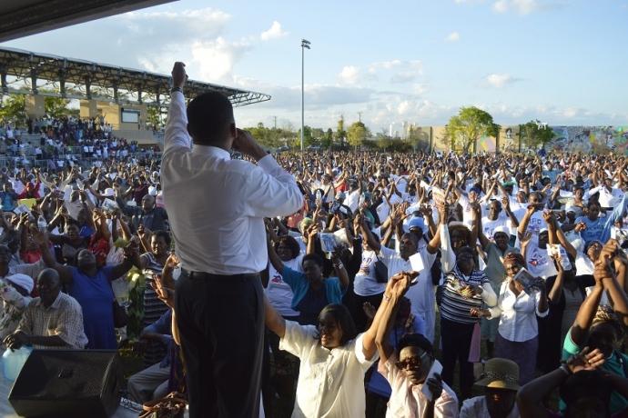“Você pode”: evento é realizado na Flórida, Estados Unidos