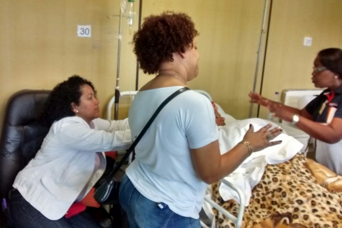 Voluntários da Universal levam apoio a pacientes de hospital na capital paulista