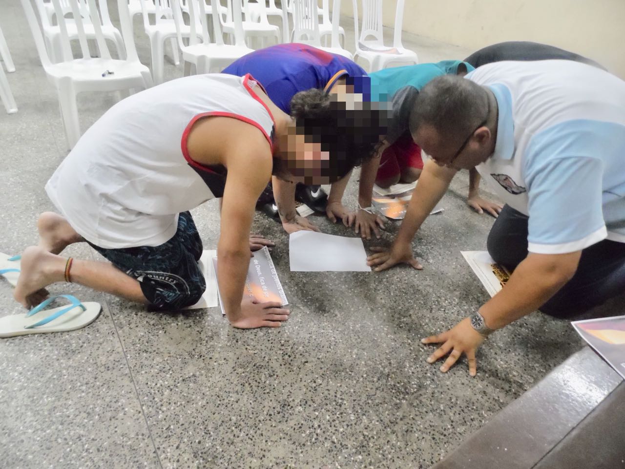 Internos aprendem o poder da oração