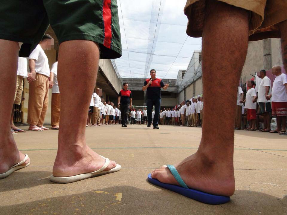 Mensagem libertadora aos presos