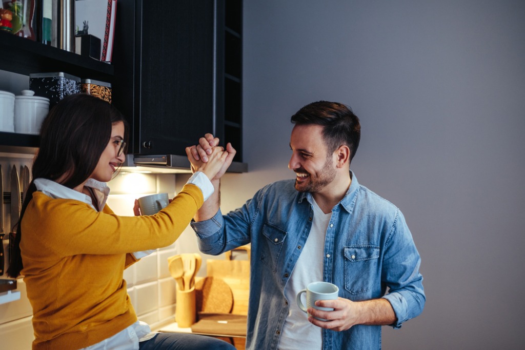 Imagem de capa - Um casamento feliz é resultado de investimento