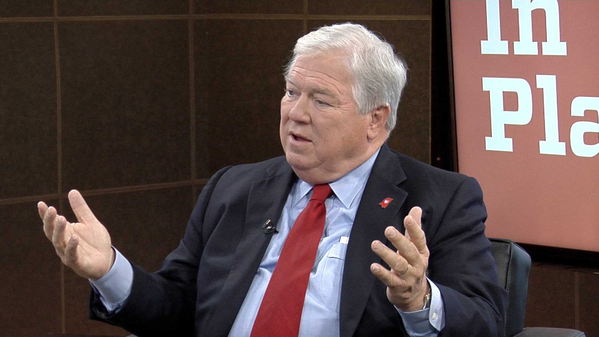 Haley Barbour Blasts Senate Conservatives Fund And Club For Growth 
