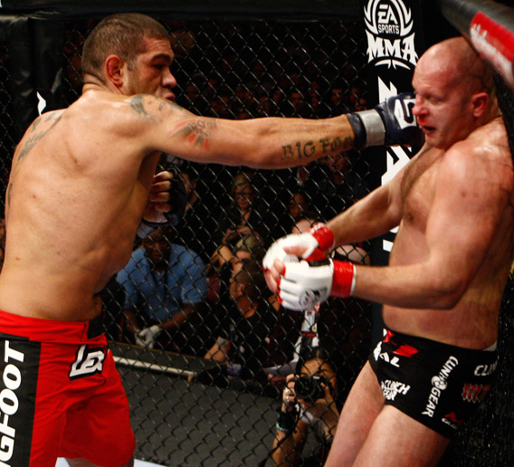 http://s3.amazonaws.com/prod-sho-sports/images/11471/original.jpg?1297582582