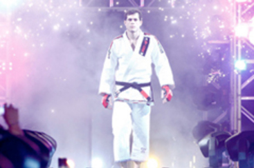 http://s3.amazonaws.com/prod-sho-sports/images/11912/large.jpg?1297892608