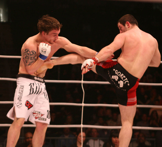 http://s3.amazonaws.com/prod-sho-sports/images/13663/original.jpg?1301143382