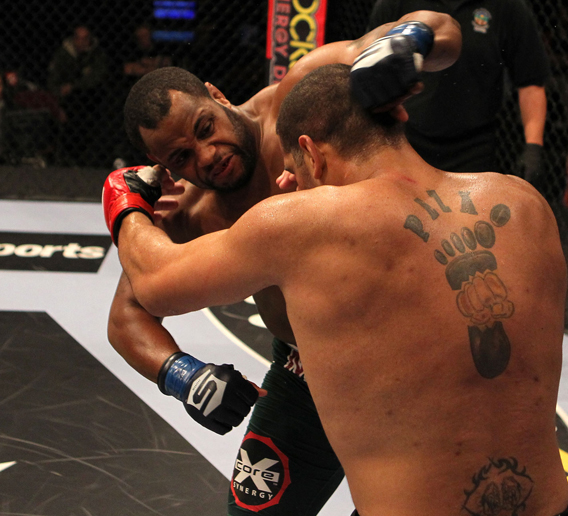 http://s3.amazonaws.com/prod-sho-sports/images/20273/original.jpg?1315748154