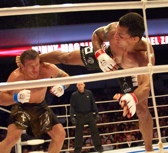 http://s3.amazonaws.com/prod-sho-sports/images/20894/original.jpg?1318690013