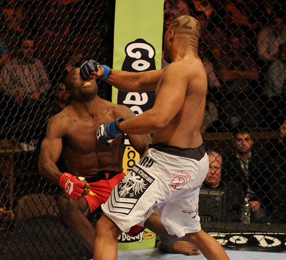 http://s3.amazonaws.com/prod-sho-sports/images/21742/original.jpg?1321714062