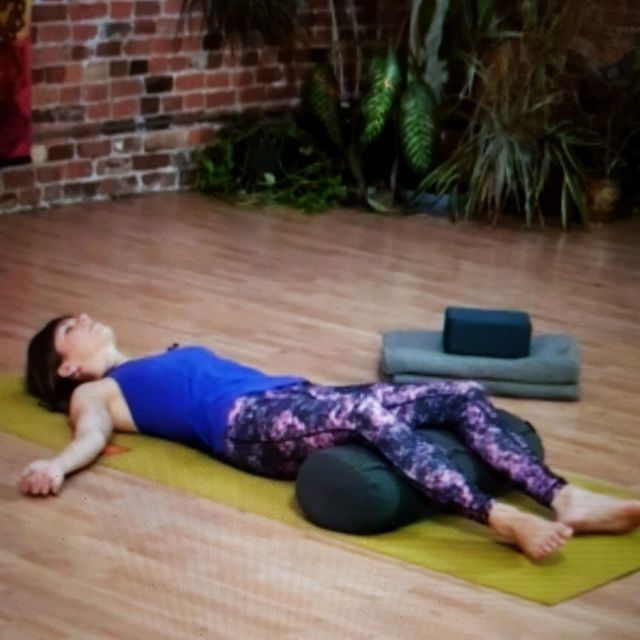 Supported Savasana (use Pillow) Exercise Howto Workout Trainer by