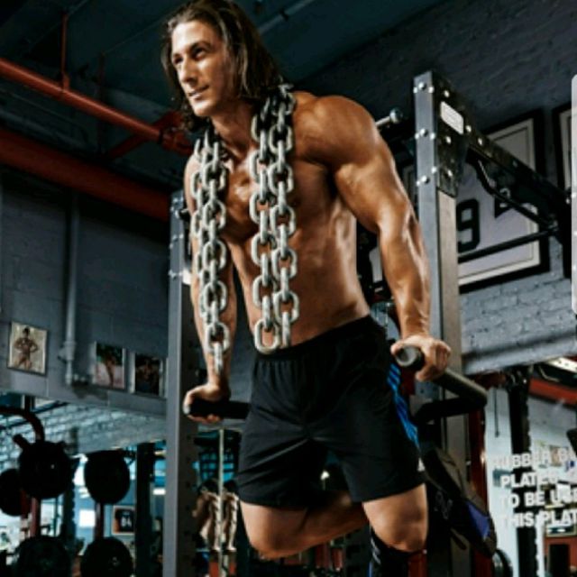 Chest Dips Exercise Howto Workout Trainer by Skimble