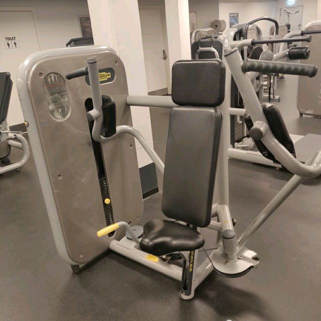 Chest Machine Exercise Howto Workout Trainer by Skimble