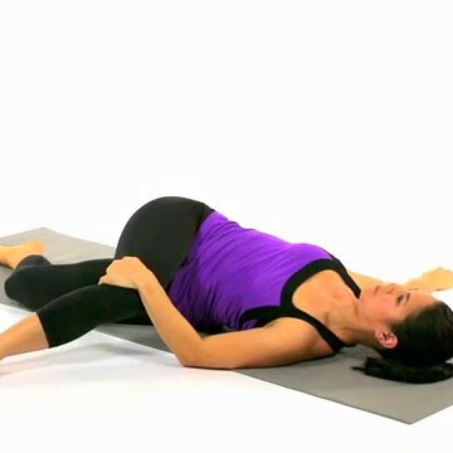 Spiral Twist Exercise Howto Workout Trainer by Skimble