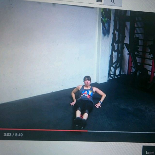 Twist Crunchy Frog Exercise Howto Workout Trainer by