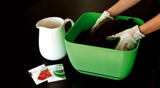 Simple-garden-planter-system-1