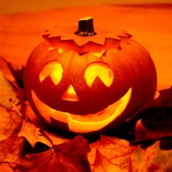 Caption: Joe Bev's NEW "HALLOWEEN SPOOKTAKULAR" mixes comic radio theater with classic cartoon audio for a real holiday treat!