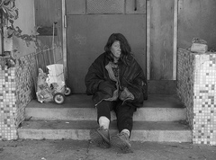 Caption: San Francisco Houseless Woman, Credit: Franco Folini