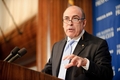 Muhtar_kent_small