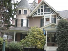 Caption: A man who helped bring on the digital age used to live in this house in Garrett Park, Md., Credit: Rebecca Sheir