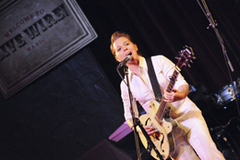 Caption: Erin McKeown, Credit: Jennie Baker for Live Wire!