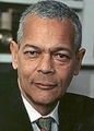 Julianbond_small