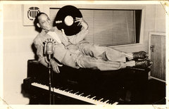 Hawkins-on-piano_medium