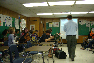 Caption: Teacher Kevin Gillion gives Spanish lessons, Credit: Ruxandra Guidi