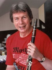 Caption: Richard Stoltzman