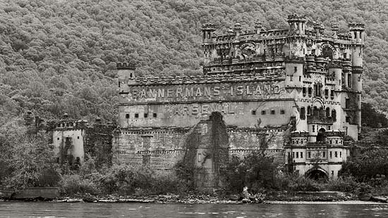 Caption: Bannerman's Castle, Credit: Shaun O'Boyle