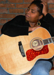Caption: Noa Bursie