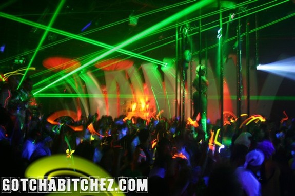 Caption: CandyBall: Treatz and Beatz 09, Credit: Gotchabitchez.com