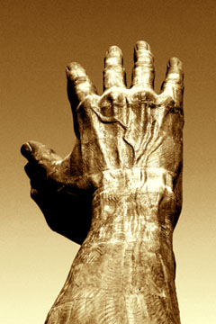 Caption: Praying Hands at Oral Roberts University