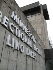 Lino_lakes_prison_1_medium