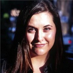 Caption: Jennifer Lindsay