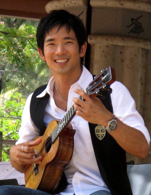 Caption: Ukulele virtuoso Jake Shimabukuro, Credit: Heidi Chang