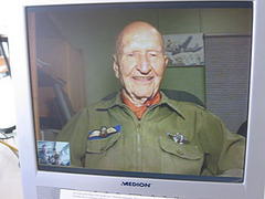 Caption: The American pilot Gail Halvorsen