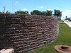 Close_up_of_retaining_wall